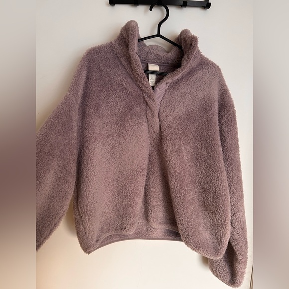 2021 H&M winter cozy collection, SHERPA - Picture 2 of 3
